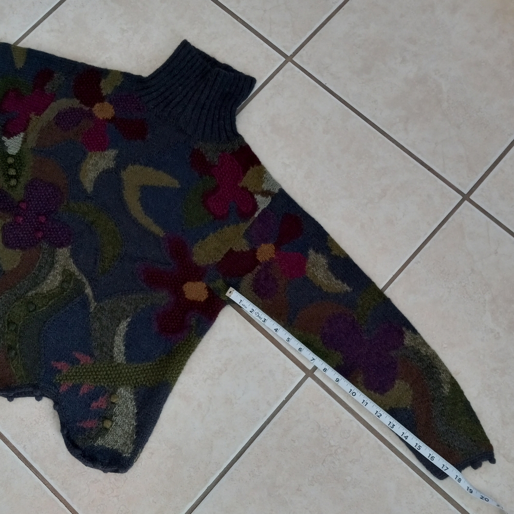 Peruvian Connection Aplaca Sweater Floral Patchwork Embroidery Pom Pom Artsy - Picture 15 of 16
